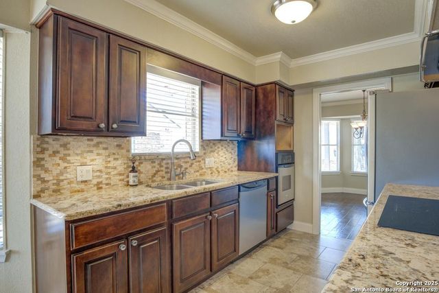 154 Sprucewood, San Antonio, TX 78216