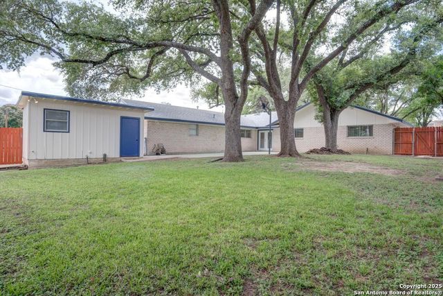 154 Sprucewood, San Antonio, TX 78216
