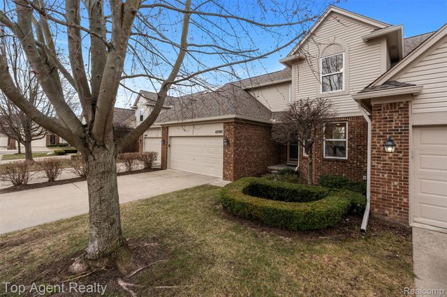 45505 Limerick Drive, Macomb Township, MI 48044