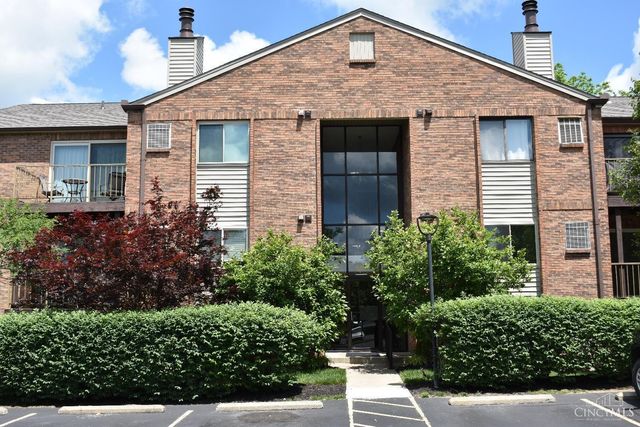 5983 Meadowcreek Drive, Milford, OH 45150