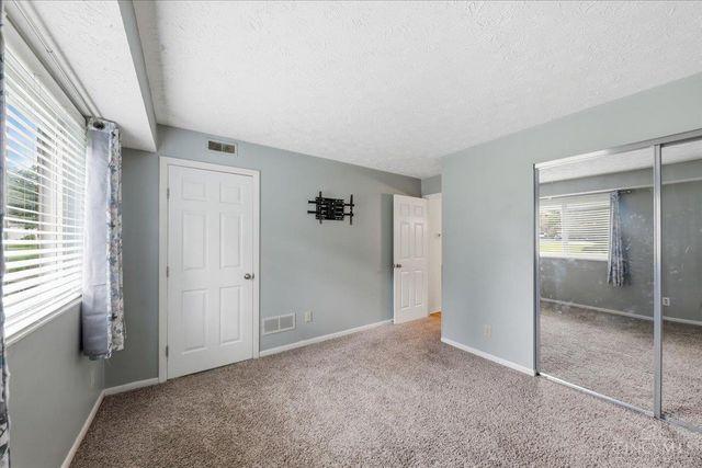 5983 Meadowcreek Drive, Milford, OH 45150