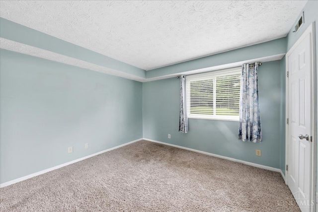 5983 Meadowcreek Drive, Milford, OH 45150