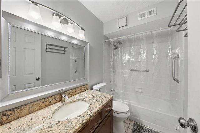 5983 Meadowcreek Drive, Milford, OH 45150