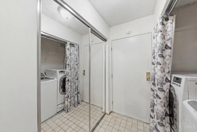 5983 Meadowcreek Drive, Milford, OH 45150