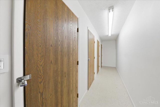 5983 Meadowcreek Drive, Milford, OH 45150