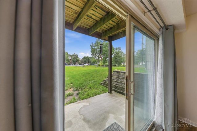 5983 Meadowcreek Drive, Milford, OH 45150