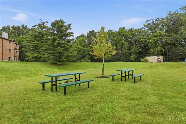 5983 Meadowcreek Drive, Milford, OH 45150