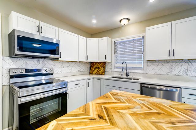 1027 Harrison Road, Ladson, SC 29456