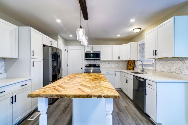 1027 Harrison Road, Ladson, SC 29456