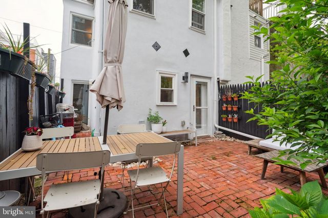 1911 PEMBERTON ST, Philadelphia, PA 19146