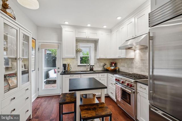 1911 PEMBERTON ST, Philadelphia, PA 19146