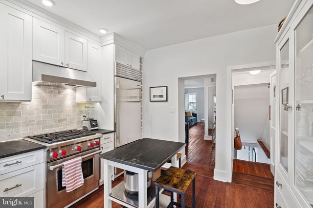 1911 PEMBERTON ST, Philadelphia, PA 19146