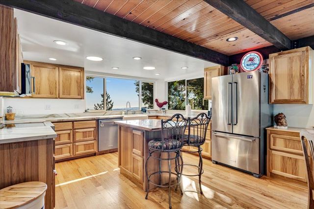 24854 Skyland Road, Los Gatos, CA 95033