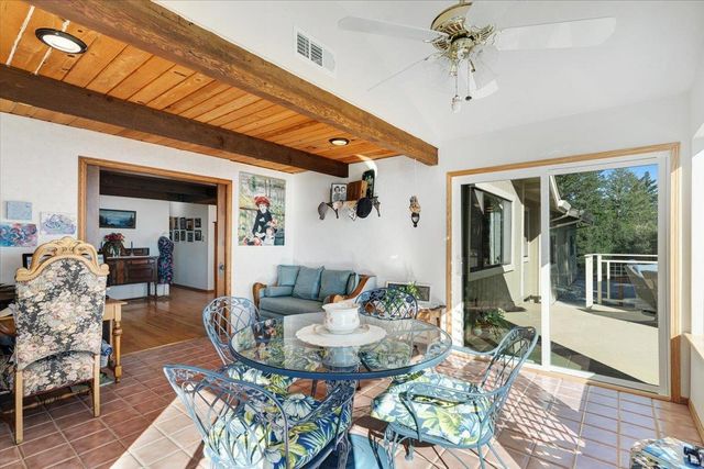 24854 Skyland Road, Los Gatos, CA 95033