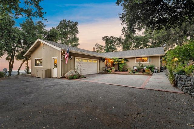 24854 Skyland Road, Los Gatos, CA 95033