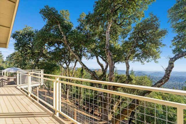 24854 Skyland Road, Los Gatos, CA 95033