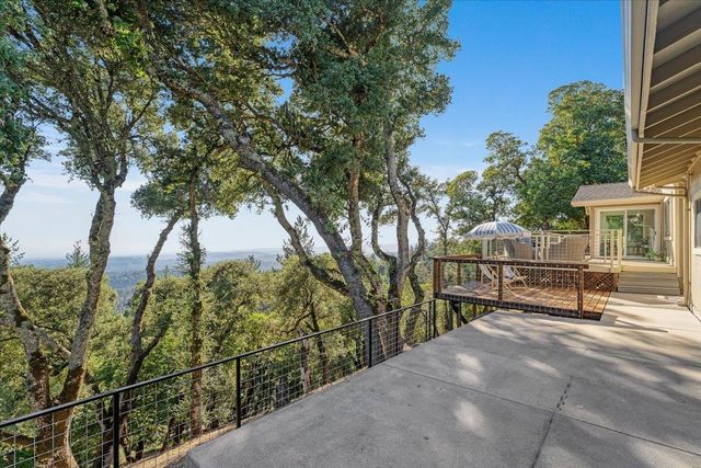 24854 Skyland Road, Los Gatos, CA 95033