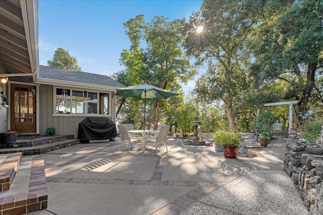 24854 Skyland Road, Los Gatos, CA 95033