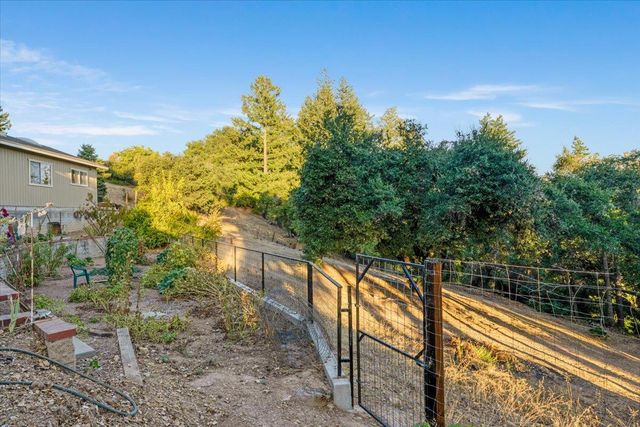 24854 Skyland Road, Los Gatos, CA 95033