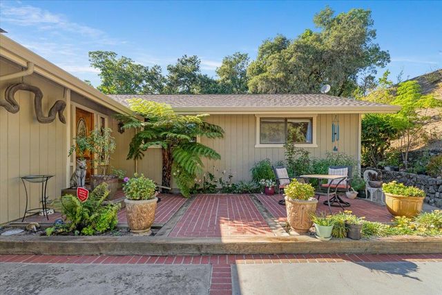 24854 Skyland Road, Los Gatos, CA 95033