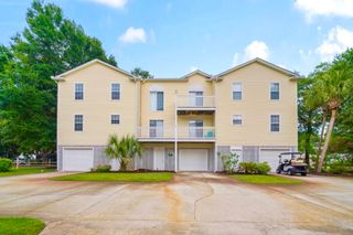 312 S Willow Dr # 3, Surfside Beach, SC 29575