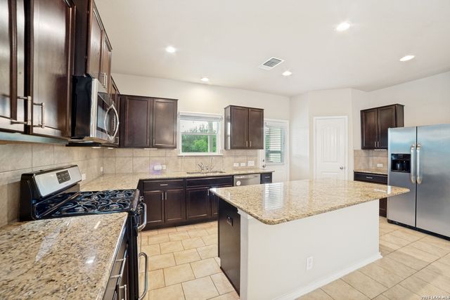 724 Smooth Wine, Cibolo, TX 78108