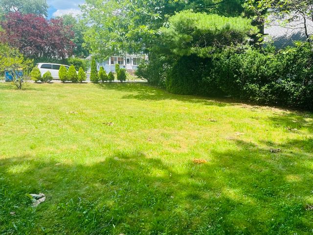 18 Emeline St, Randolph, MA 02368