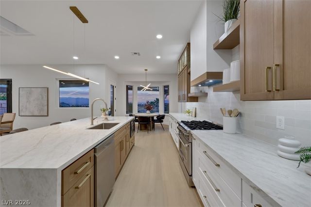 2023 May Valley Way, Henderson, NV 89052