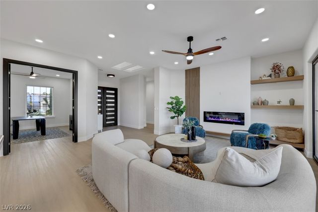 2023 May Valley Way, Henderson, NV 89052