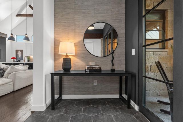 314 Hidden Beacon BND, Austin, TX 78738