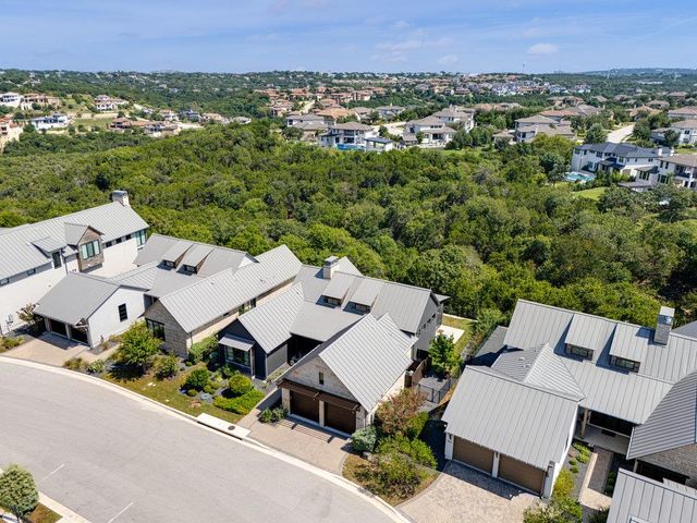 314 Hidden Beacon BND, Austin, TX 78738