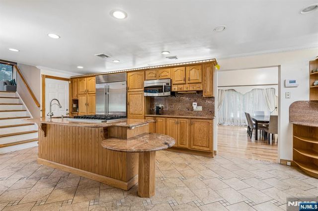 186 Laauwe Avenue, Wayne, NJ 07470