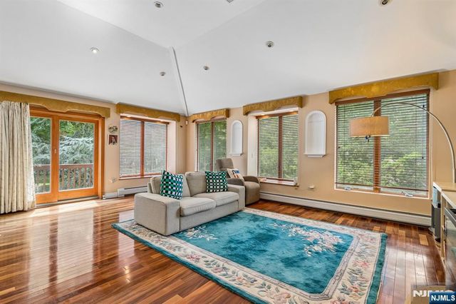 186 Laauwe Avenue, Wayne, NJ 07470