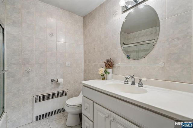186 Laauwe Avenue, Wayne, NJ 07470