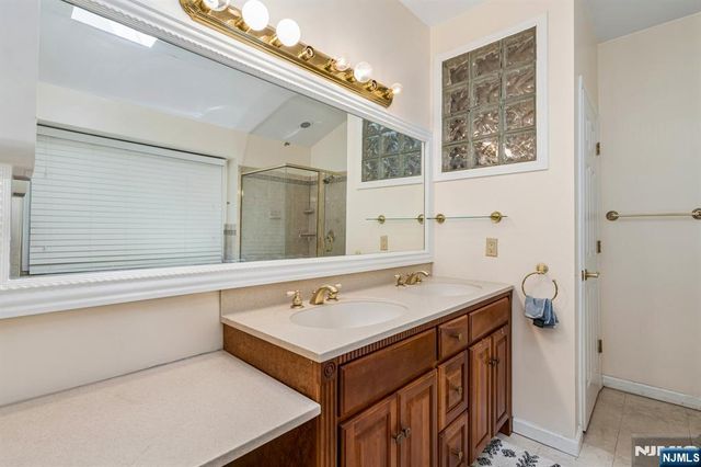 186 Laauwe Avenue, Wayne, NJ 07470