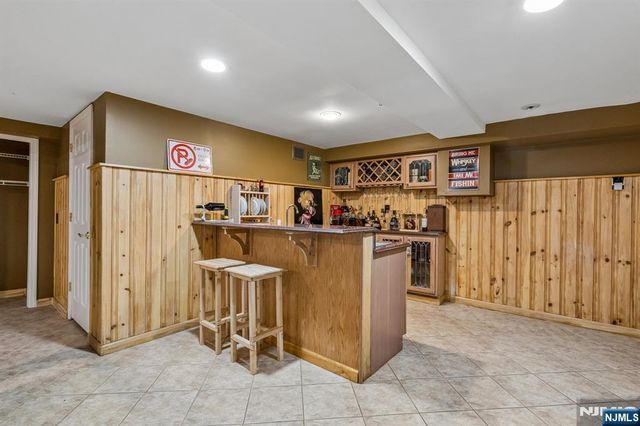 186 Laauwe Avenue, Wayne, NJ 07470