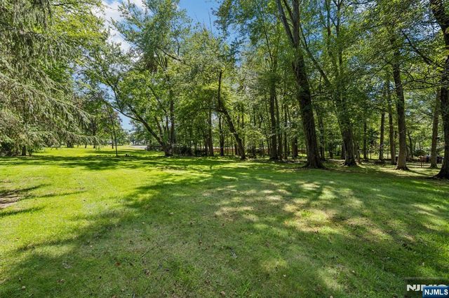 186 Laauwe Avenue, Wayne, NJ 07470