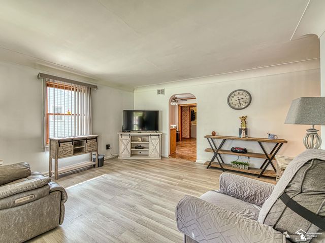 1423 Sunset Boulevard, Frenchtown Twp, MI 48162