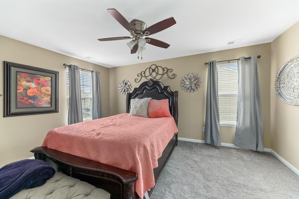 Image 14 of property listing at 169 Stoney Creek Way, Moncks Corner, SC 29461