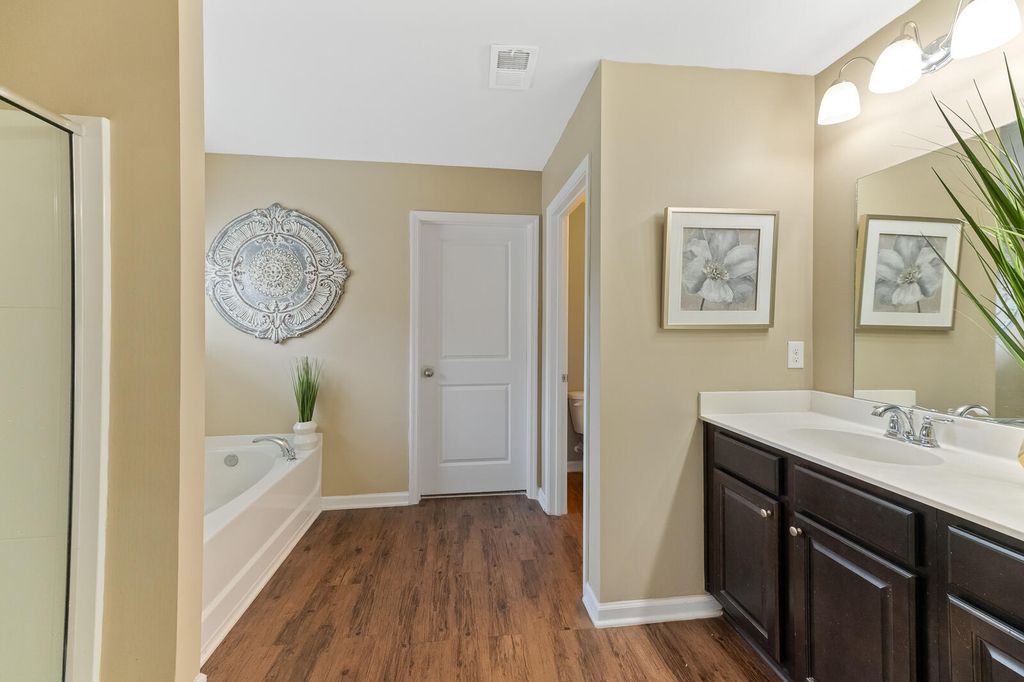 Image 16 of property listing at 169 Stoney Creek Way, Moncks Corner, SC 29461