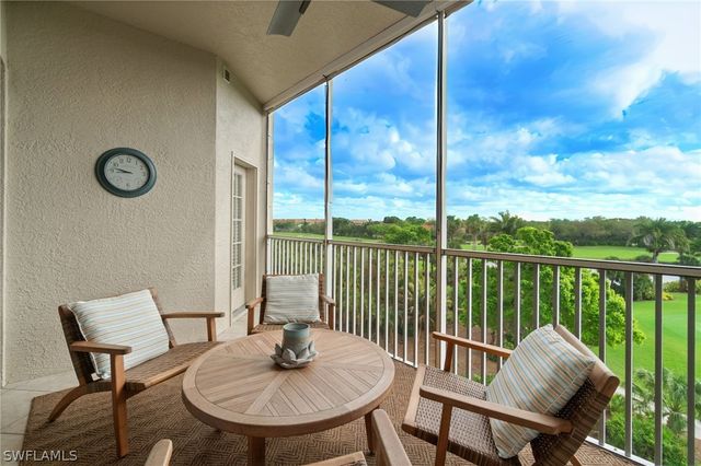 7687 Pebble Creek CIR 405, Naples, FL 34108