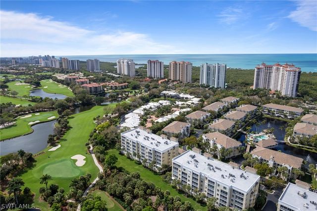 7687 Pebble Creek CIR 405, Naples, FL 34108