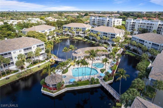 7687 Pebble Creek CIR 405, Naples, FL 34108