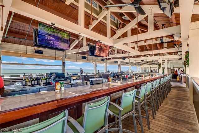 7687 Pebble Creek CIR 405, Naples, FL 34108