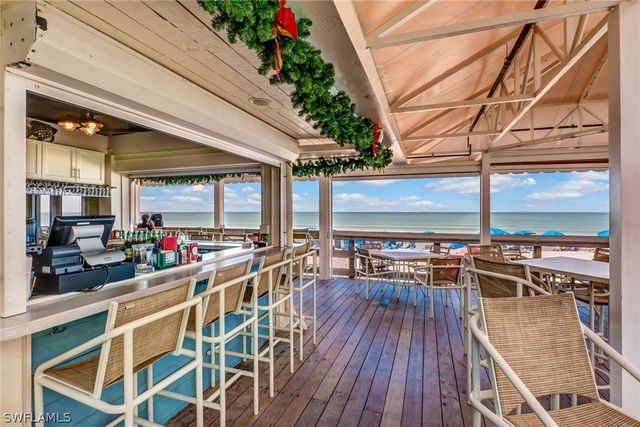 7687 Pebble Creek CIR 405, Naples, FL 34108