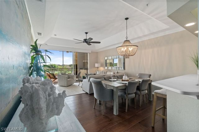 7687 Pebble Creek CIR 405, Naples, FL 34108