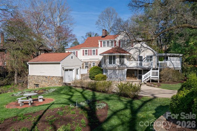 25 Blackwood Road, Asheville, NC 28804