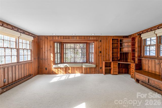 25 Blackwood Road, Asheville, NC 28804