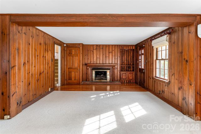 25 Blackwood Road, Asheville, NC 28804