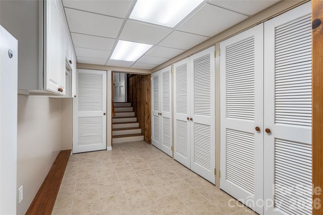 25 Blackwood Road, Asheville, NC 28804